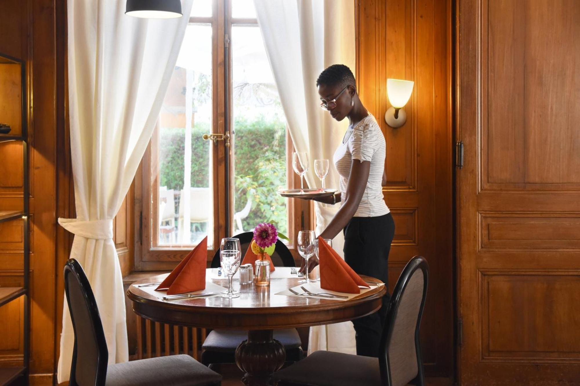 Hotel De L'Aigle Couvet Buitenkant foto